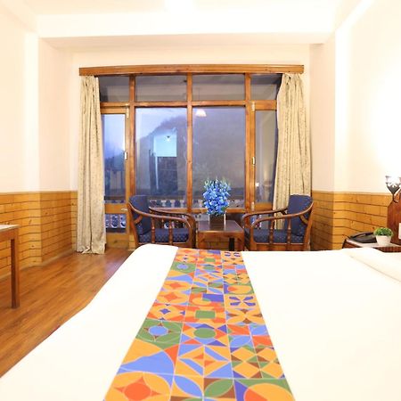 Hotel Surbhi Vashist ภายนอก รูปภาพ