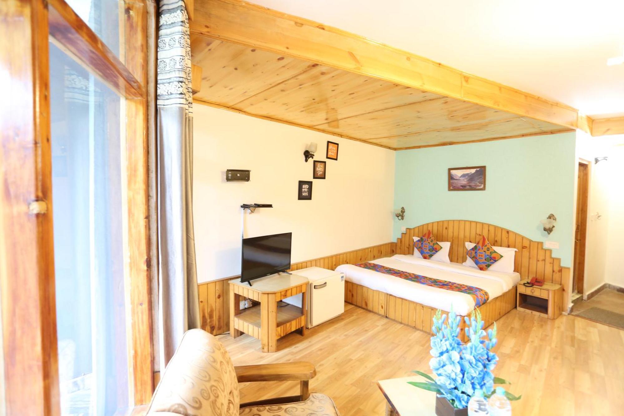 Hotel Surbhi Vashist ภายนอก รูปภาพ