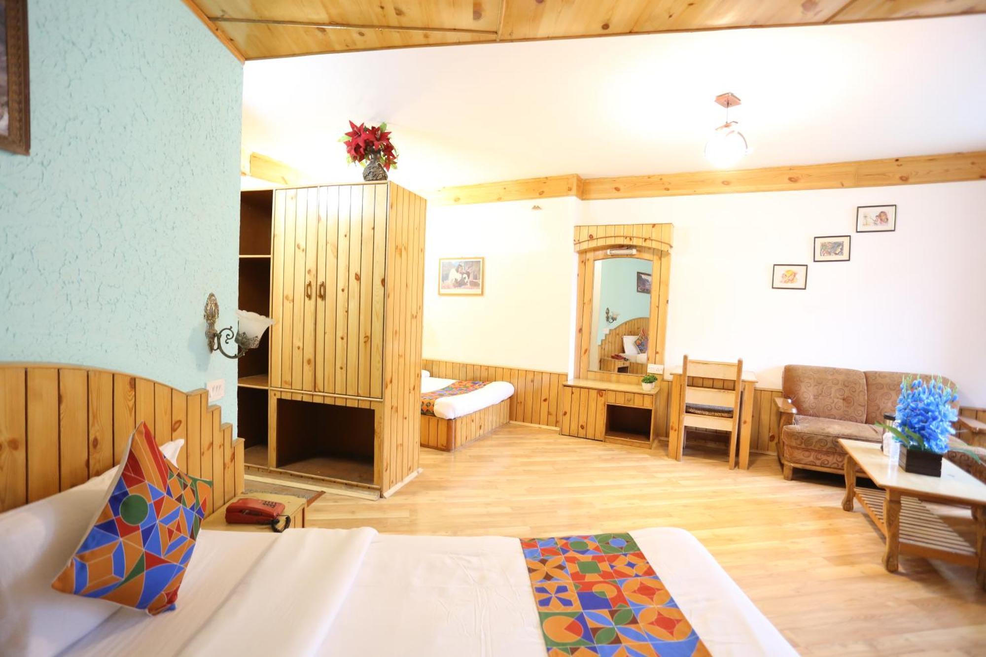 Hotel Surbhi Vashist ภายนอก รูปภาพ