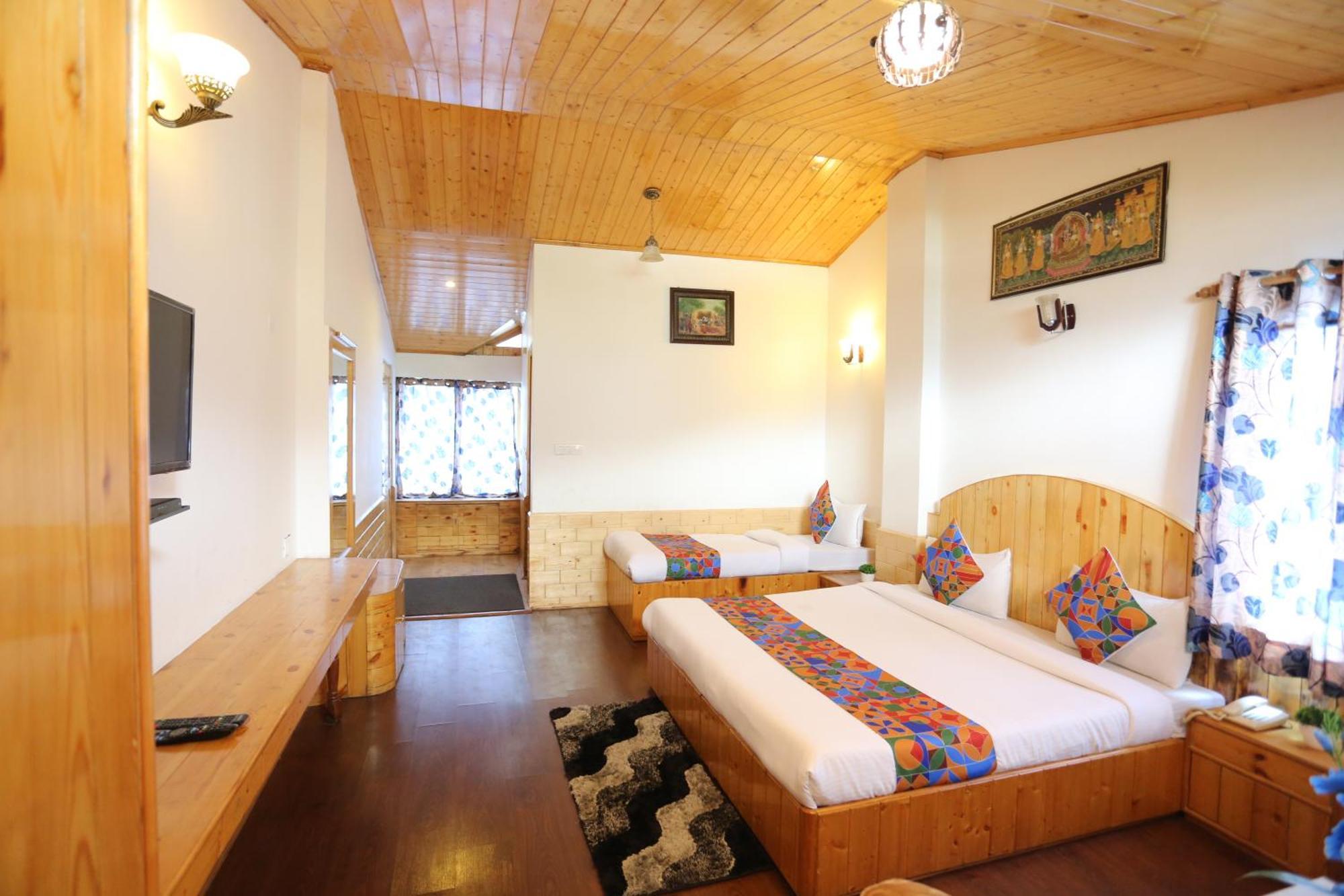 Hotel Surbhi Vashist ภายนอก รูปภาพ